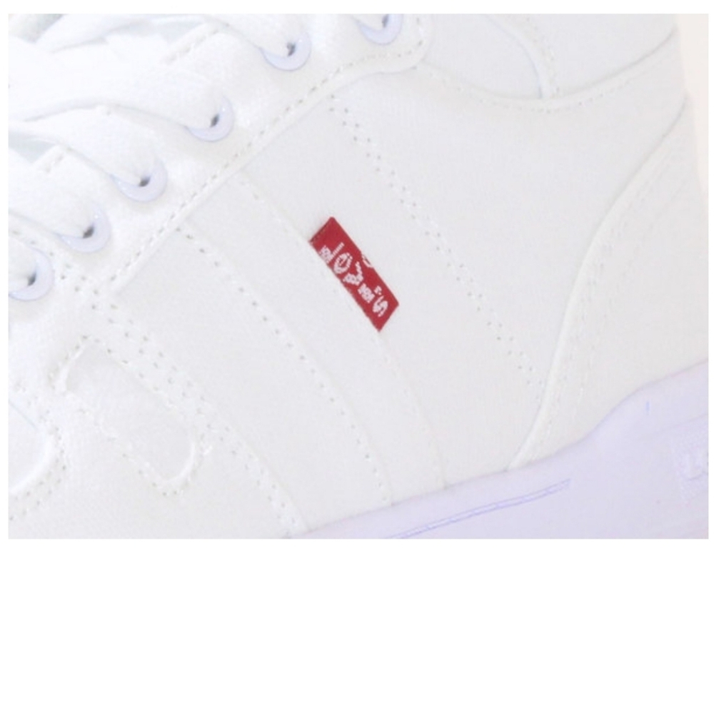 Levi's White Sneakers - Picture 7 of 9